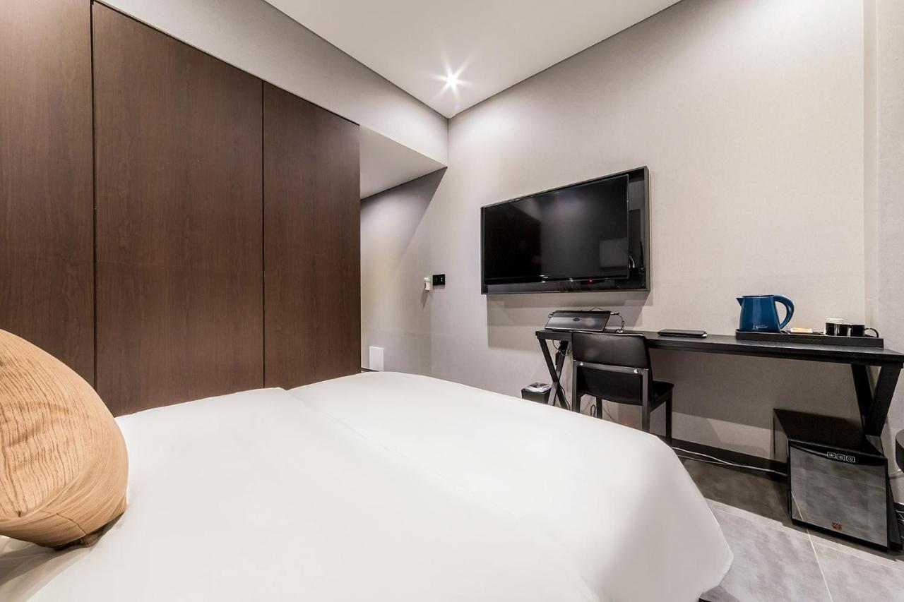 Pyeongtaek Stay Tourist Hotel Esterno foto