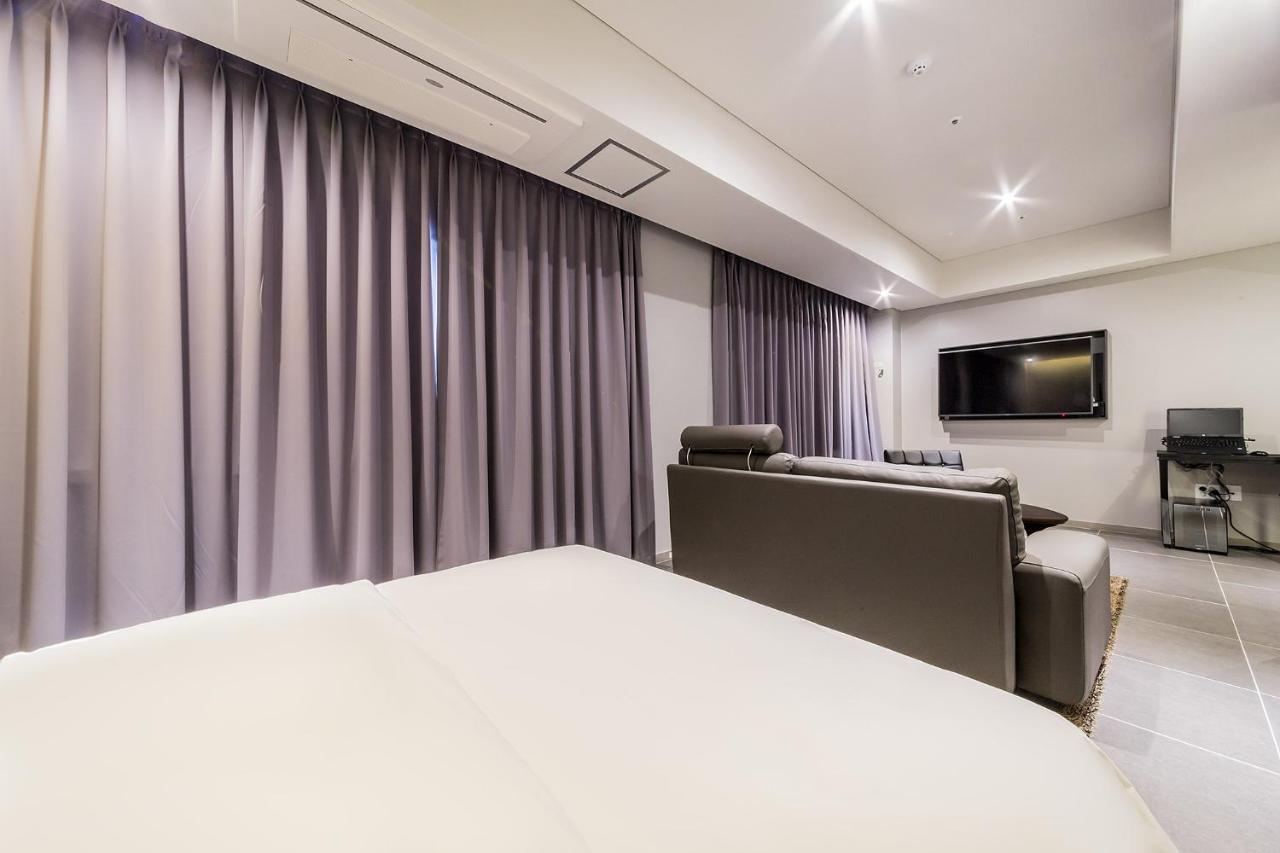 Pyeongtaek Stay Tourist Hotel Esterno foto