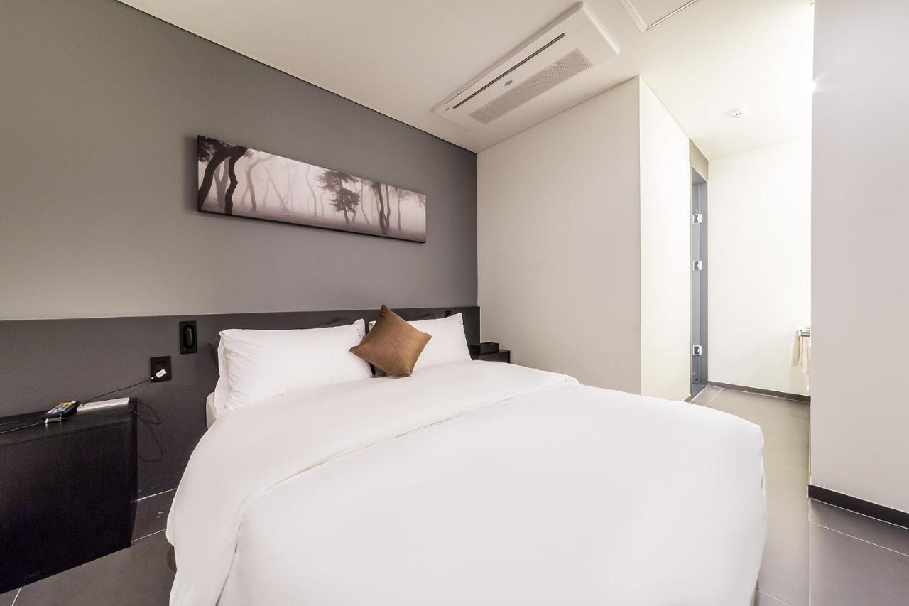 Pyeongtaek Stay Tourist Hotel Esterno foto